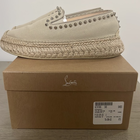 Christian Louboutin
Espaboat Spiked Red Sole Slip-On Espadrilles - Picture 8 of 14